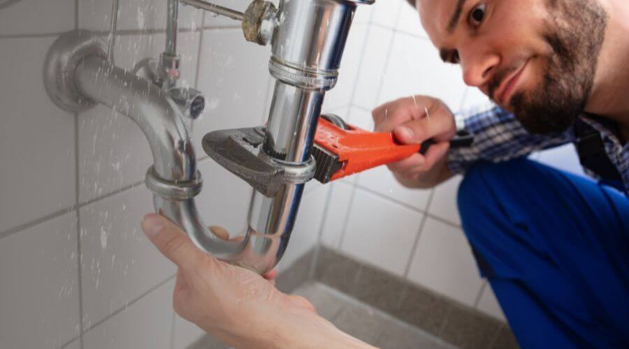 Local tankless water heater installation in Frederika, IA